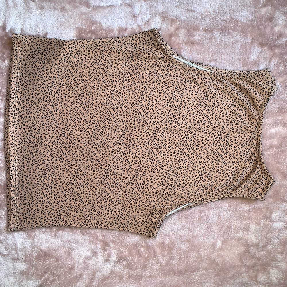 Cheetah Print Tank Top - Picture 3 of 3